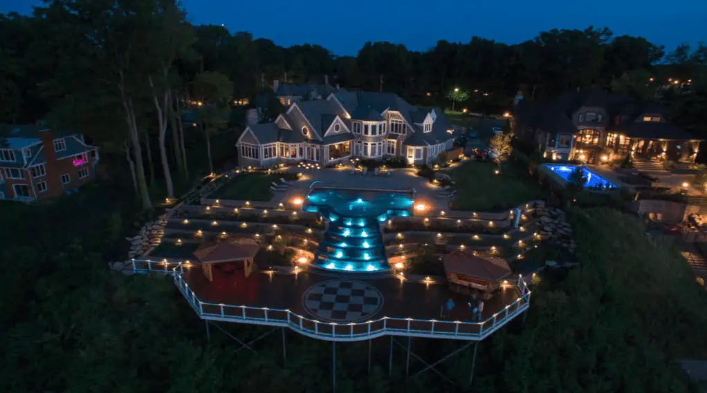 Custom luxury deck in Marblehead, OH